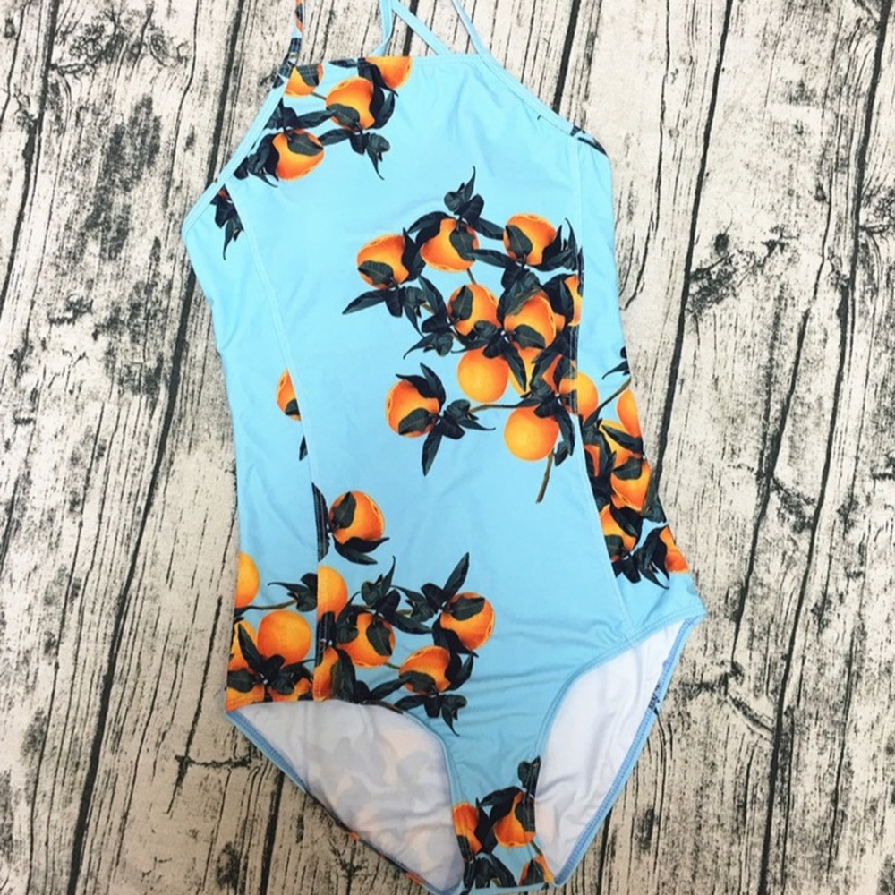One piece swim suit